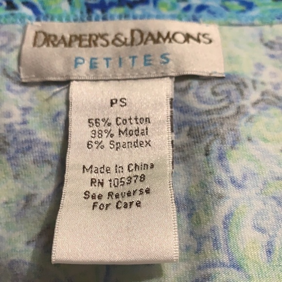 Draper's &Damon's Destination Knits Printed  Shrug - Picture 7 of 8